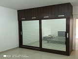 GLASS UNIT